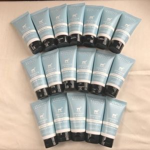 NWT- 18-Travel Size-Crabtree &Evelyn Goatmilk & Oat Shower Milk